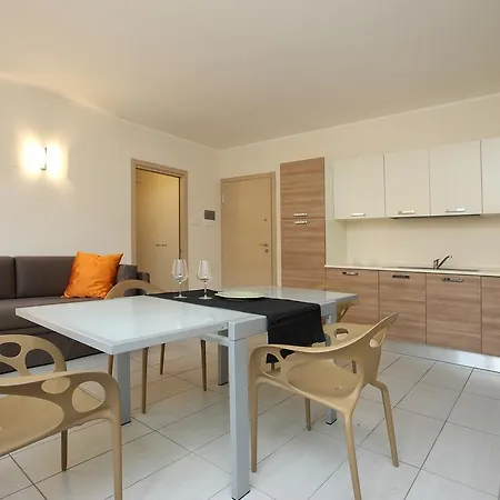 Mariposa Apartment