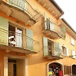 Mariposa